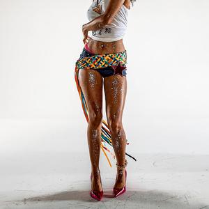 张婉莹全部mv在线观看
